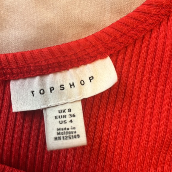 Ribbed Crop Top - Picture 3 of 3